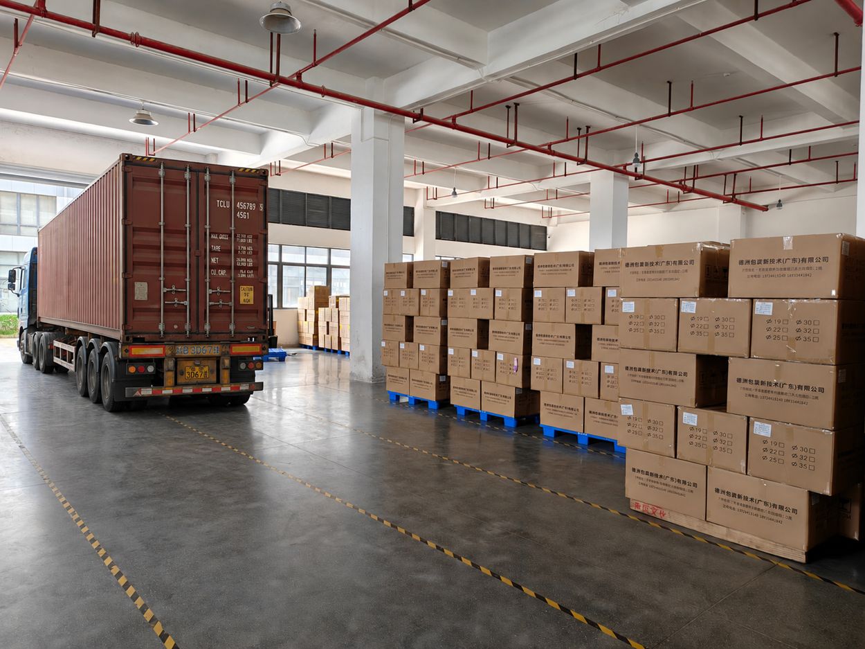 DEZHOU finished goods loading and export area